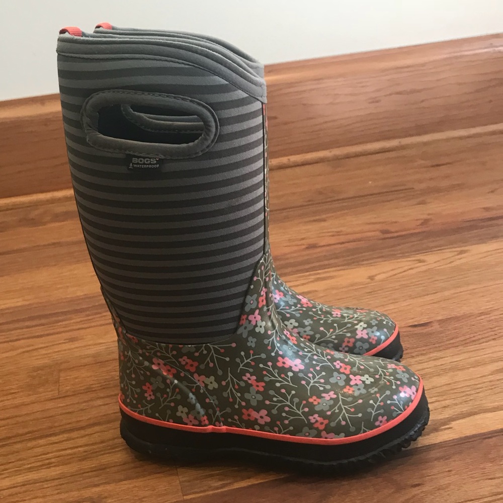 Girls Bogs Boots sz 13
